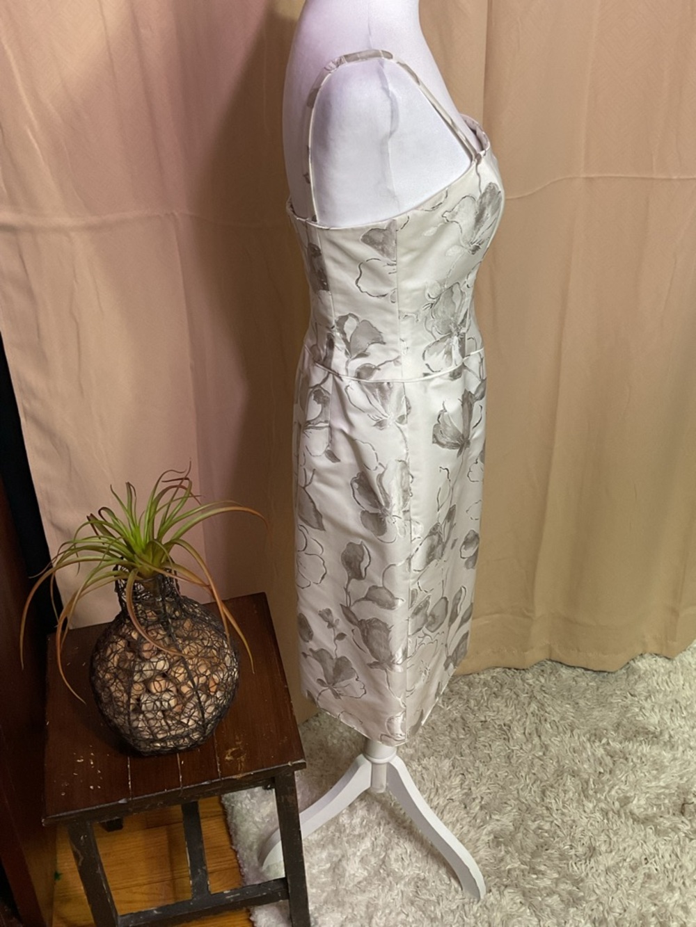 Ivory Armani Collezioni Floral Satin Sheath Dress - Picture 5 of 12